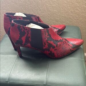 Rag & Bone Red and Black Ankle Booties with Snakeskin Pattern